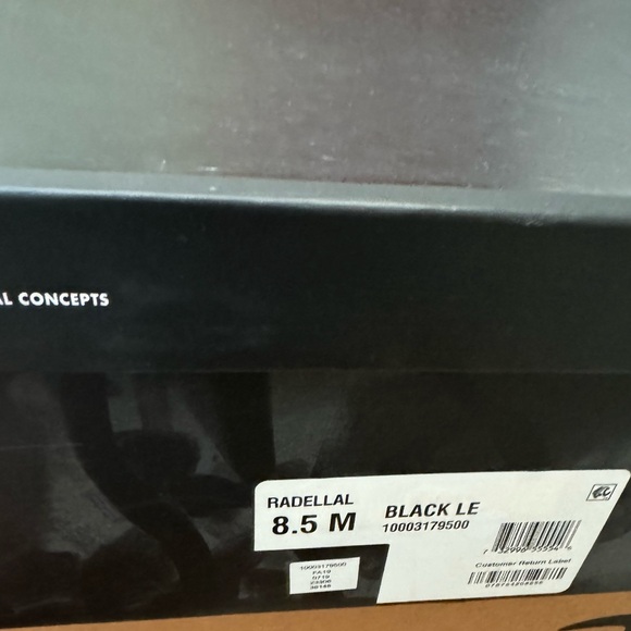 INC RADELLAL 8.5 heeled boots - Picture 2 of 6